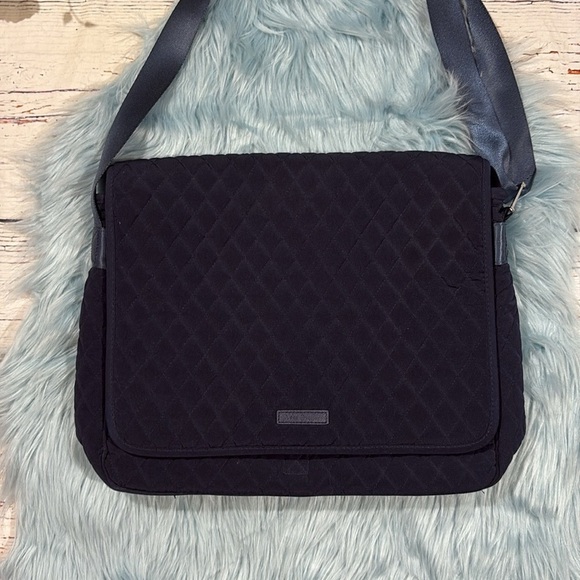 VERA BRADLEY QUILTED LAPTOP MESSENGER BAG NAVY BLUE - Picture 2 of 11